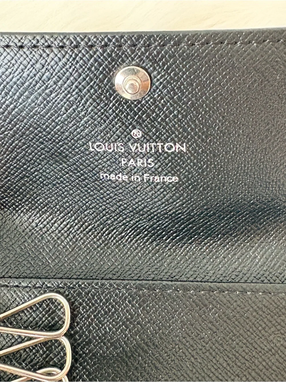 Louis Vuitton Damier Graphite 6 Ring Key Holder with Silver Button